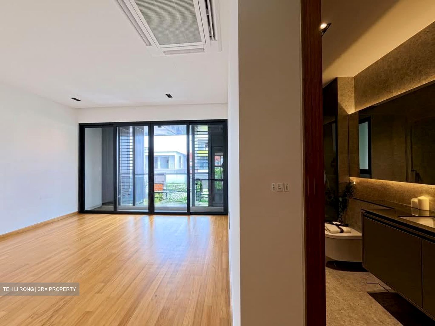 Sembawang Straits Estate (D27), Terrace #574851921